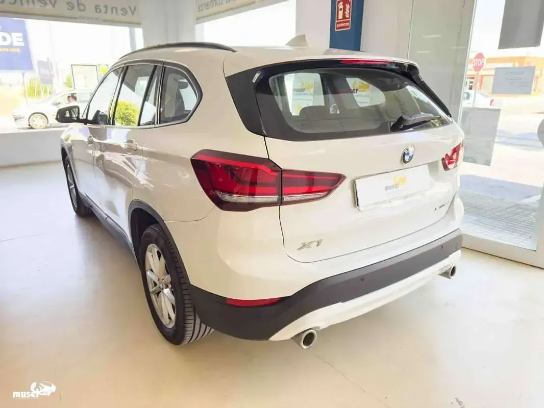 Usado BMW X1 150 CV (110 kW) 2020 Blanco SUV