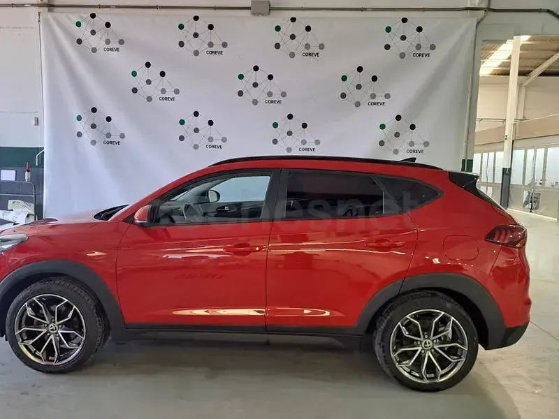 Usado Hyundai Tucson 116 CV (85 kW) 2019 Rojo SUV