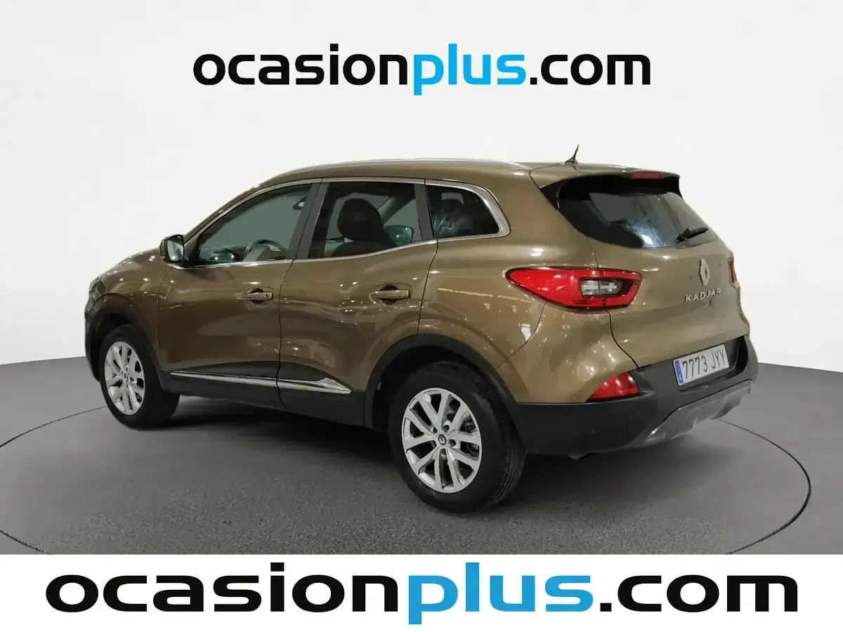 Usado Renault Kadjar Zen 110 CV (80 kW) 2017 Marrón SUV