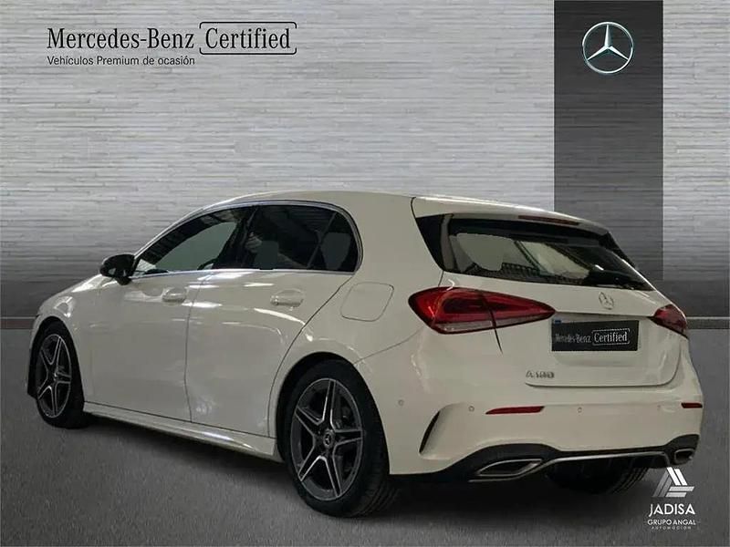 Usado Mercedes A180 136 HP (100 kW) 2021 Branco Sedan