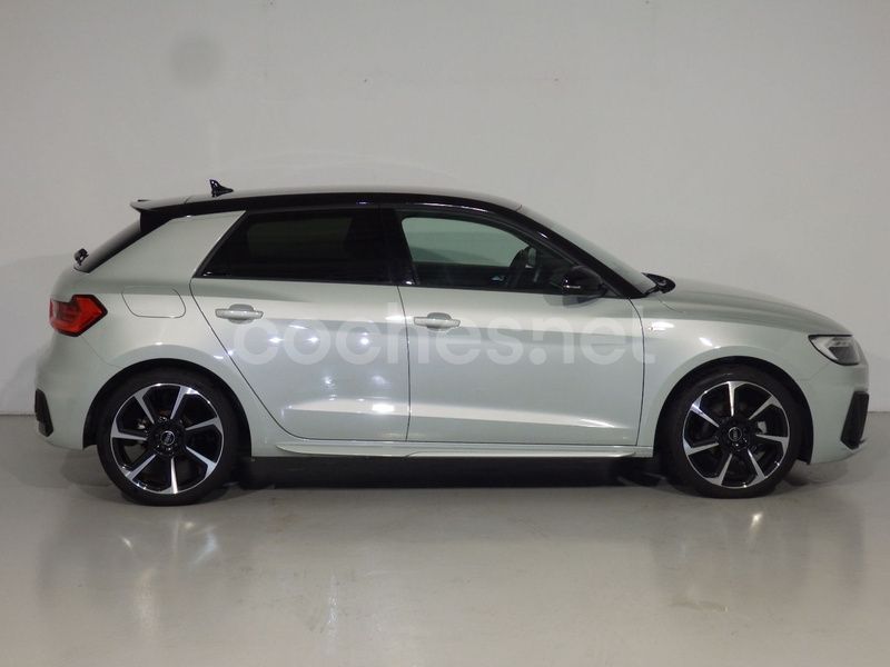 Usado Audi A1 Sportback 110 CV (80 kW) 2024 Gris / plata Utilitario
