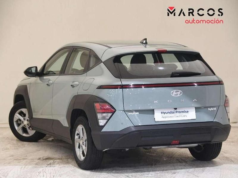Usado Hyundai Kona 129 CV (94 kW) 2025 Verde SUV