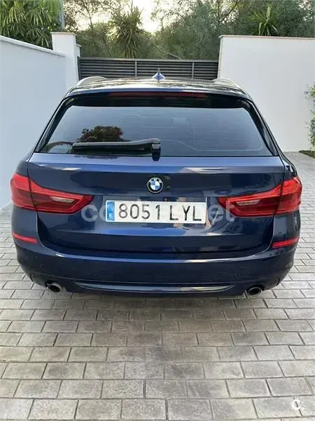 Usado BMW 520 Luxury Line 190 CV (139 kW) 2018 Azul Familiar