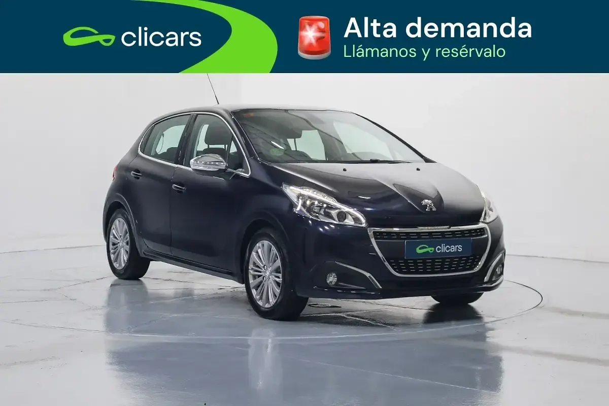 Usado Peugeot 208 Allure 110 CV (80 kW) 2017 Azul Utilitario