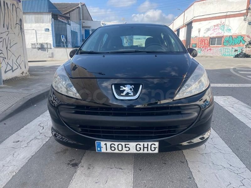 Usado Peugeot 207 Sport 70 CV (51 kW) 2009 Negro Berlina