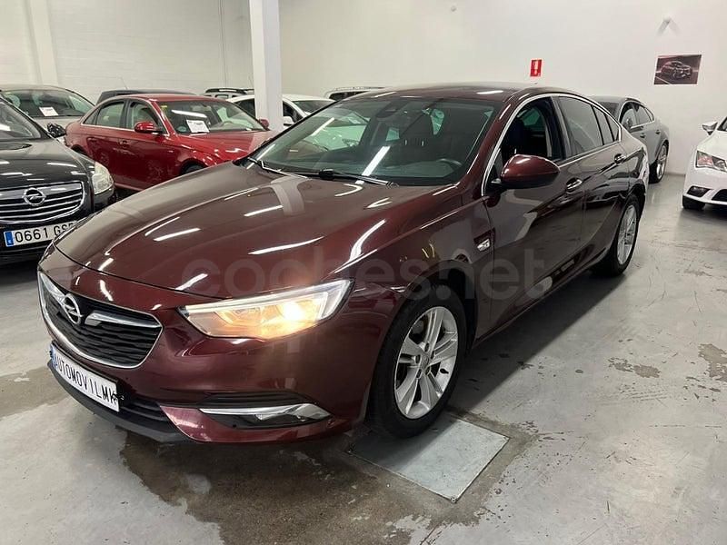 Usado Opel Insignia Excellence 170 CV (125 kW) 2017 Granate Berlina