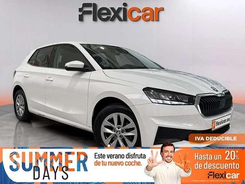 Blanco Usado 2022 Skoda Fabia Berlina | 11.390 € (Super precio) - Imagen 1/4