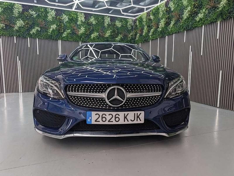 Käytetty Mercedes C220 170 HP (125 kW) 2018 Sininen Avoauto