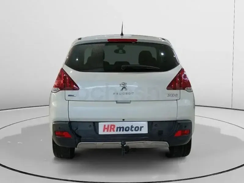 Usado Peugeot 3008 Allure 130 CV (95 kW) 2016 Blanco SUV