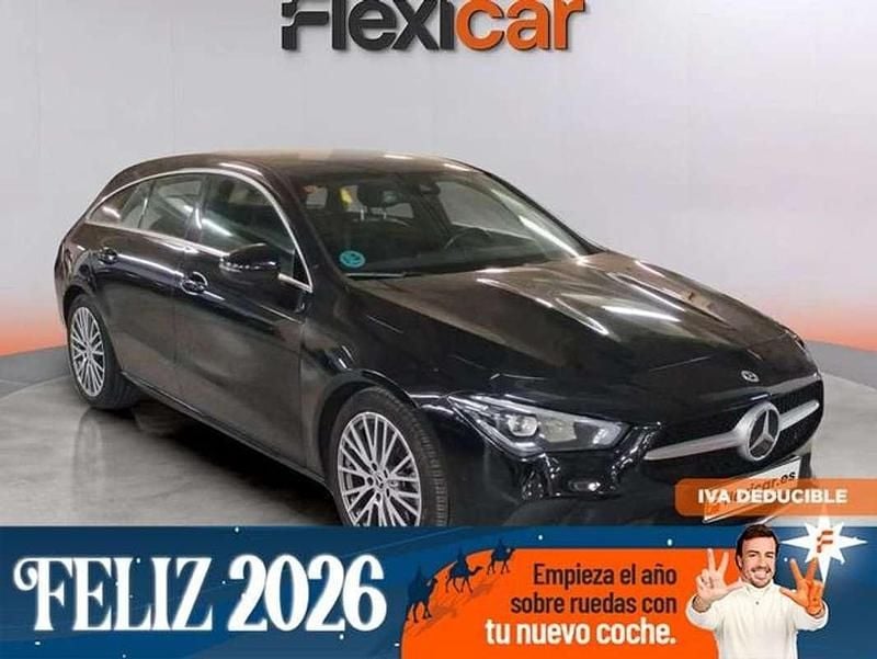 Negro Usado 2021 Mercedes CLA220 Shooting Brake Familiar | 28.890 € (Buen precio) - Imagen 1/4