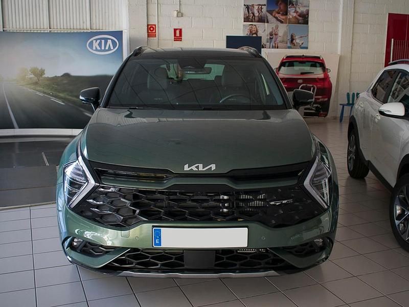 Usado Kia Sportage GT-Line 136 CV (100 kW) 2023 Experience green / SUV