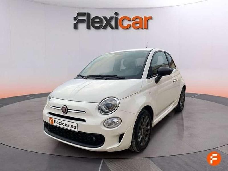 Usado Fiat 500 Club 71 CV (52 kW) 2022 Blanco Berlina