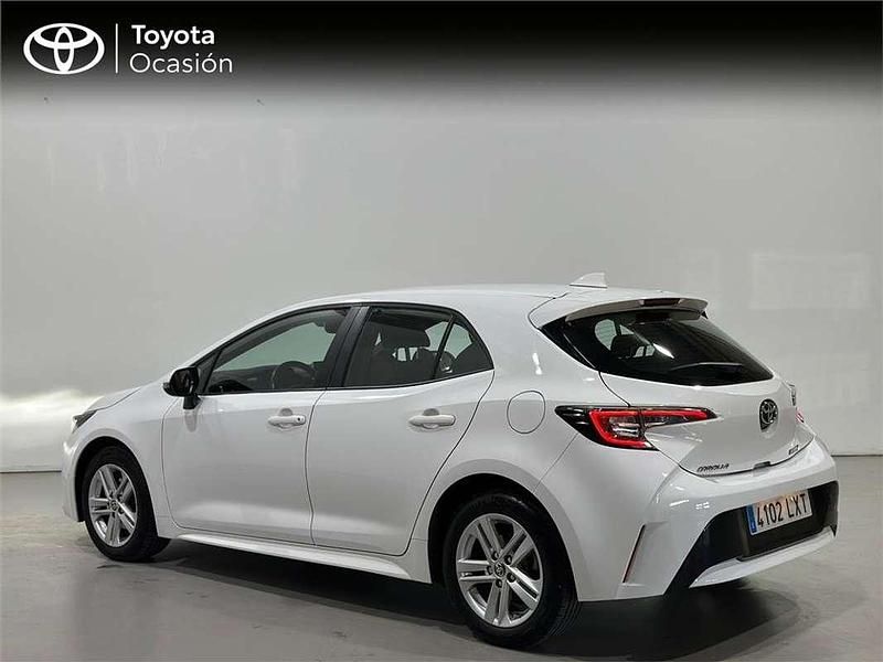 Usado Toyota Corolla Active 122 CV (89 kW) 2022 Blanco Utilitario