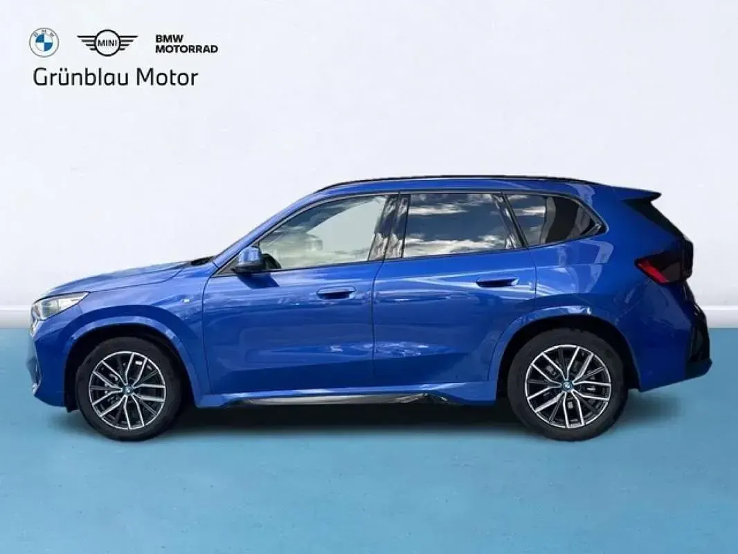 Usado BMW iX1 Comfort Edition 150 kW (204 CV) 2025 Azul SUV