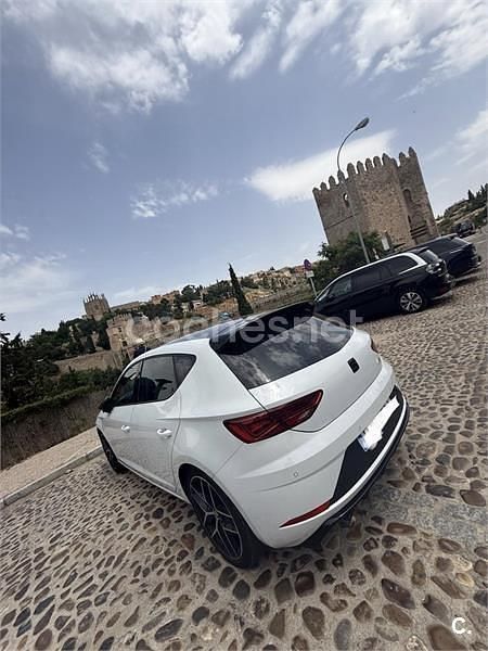 Usado Seat Leon FR 150 CV (110 kW) 2019 Blanco Berlina