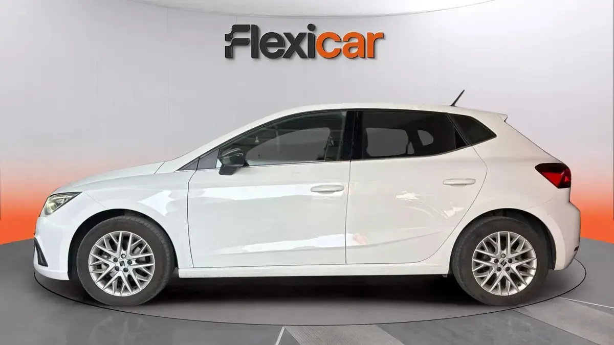 Usado Seat Ibiza 116 CV (85 kW) 2024 Blanco Utilitario