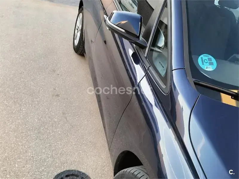 Usado BMW 218 150 CV (110 kW) 2016 Azul Familiar