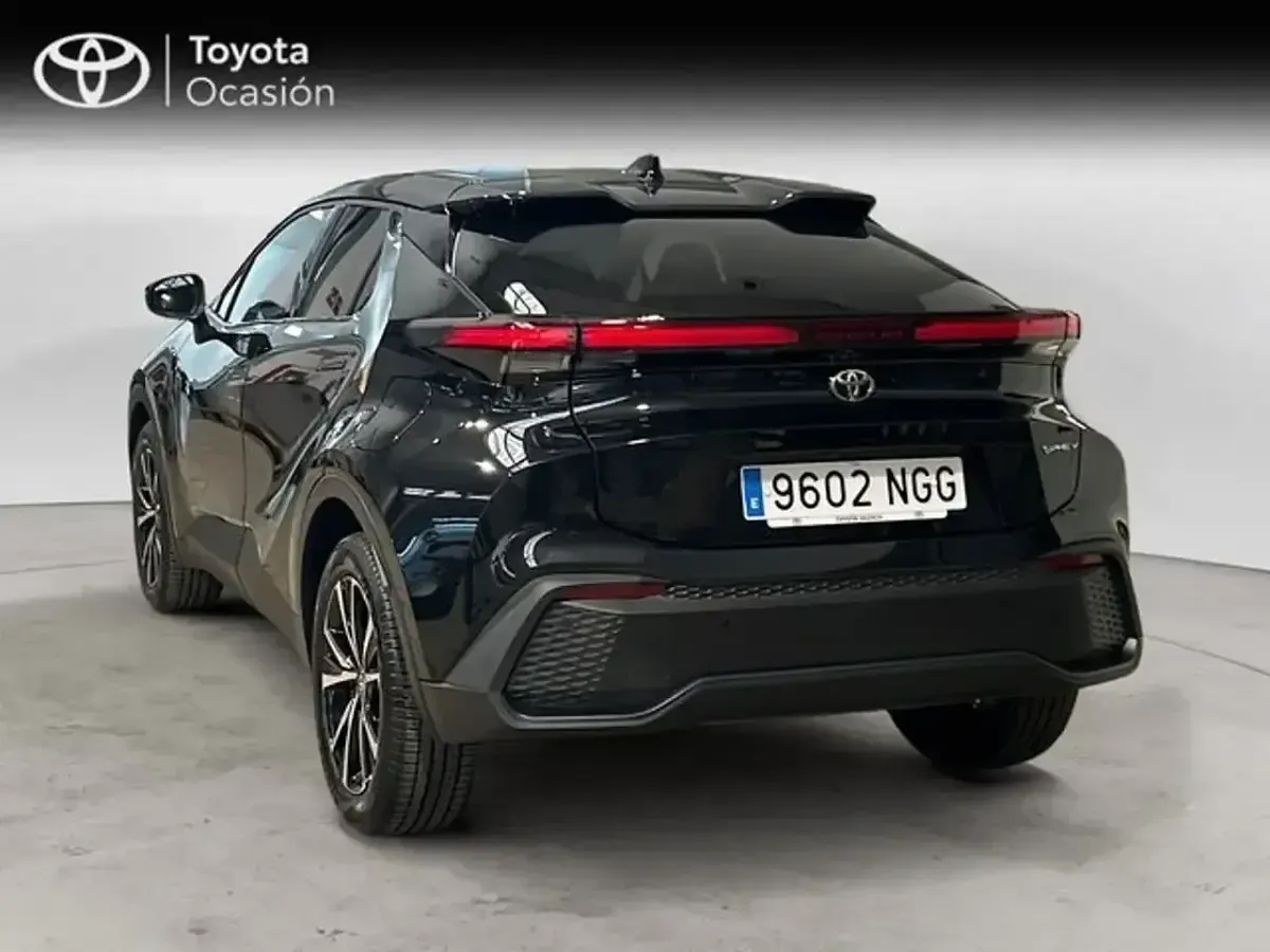 Usado Toyota C-HR Advance 223 CV (164 kW) 2025 Negro SUV