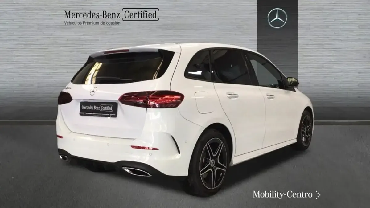 Usado Mercedes B250e 163 CV (119 kW) 2024 Blanco digital Utilitario