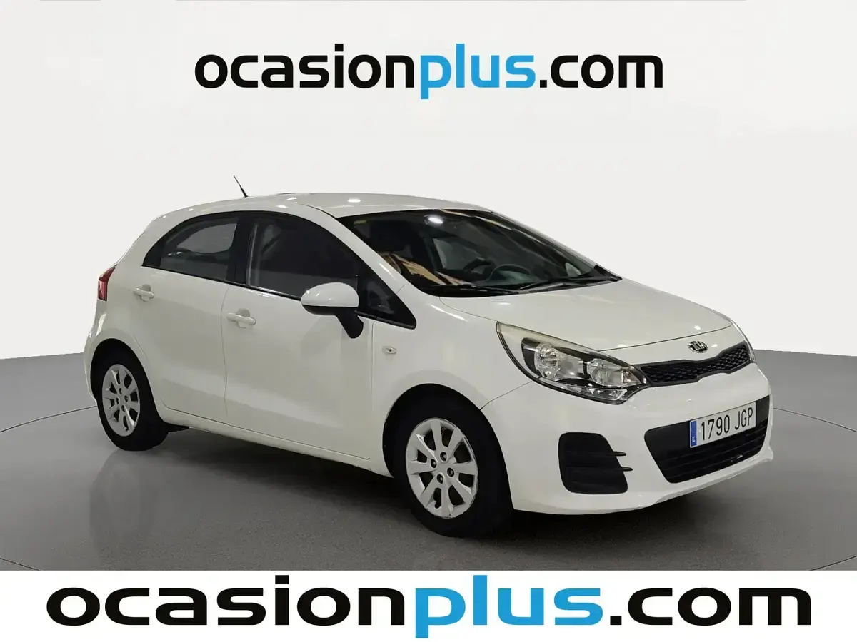 Usado Kia Rio 84 CV (61 kW) 2015 Blanco Utilitario