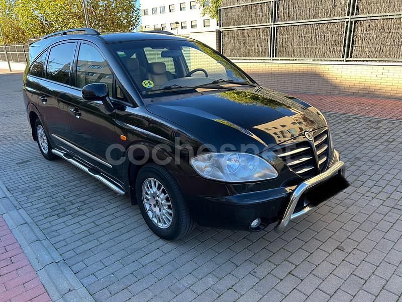 Negro Usado 2007 Ssangyong (KGM) Rodius Limited Monovolumen | 4499 € (Precio justo) - Imagen 1/4