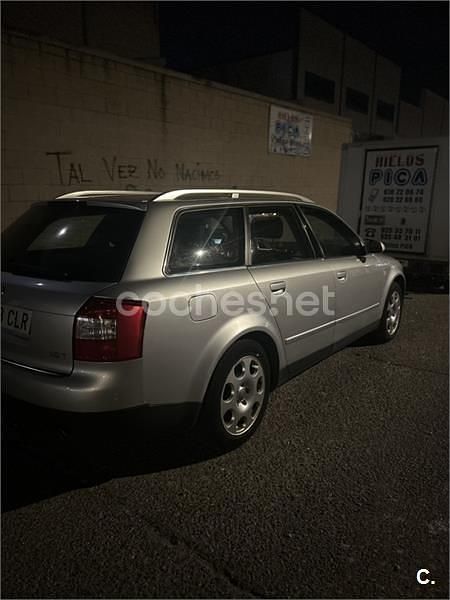 Gris / plata Usado 2003 Audi A4 Familiar | 3800 € (Precio justo) - Imagen 1/4