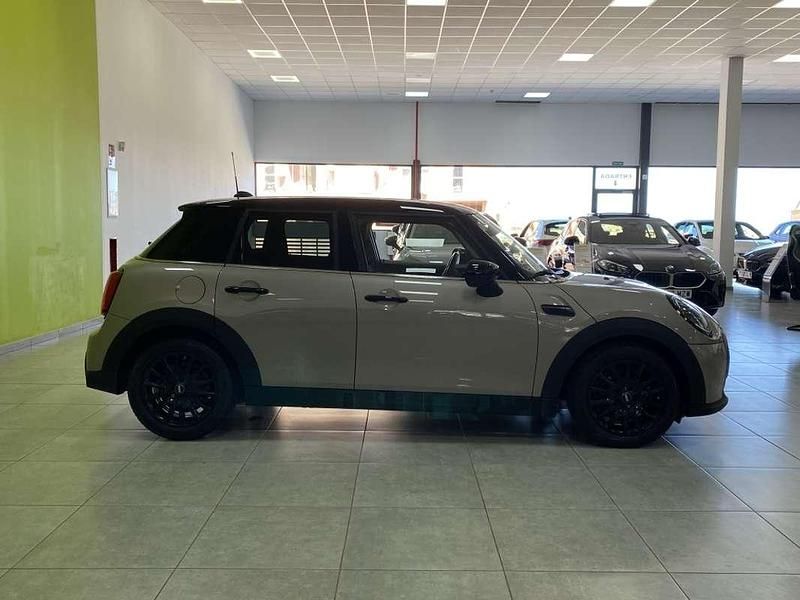 Usado Mini Cooper 136 CV (100 kW) 2022 Gris Utilitario
