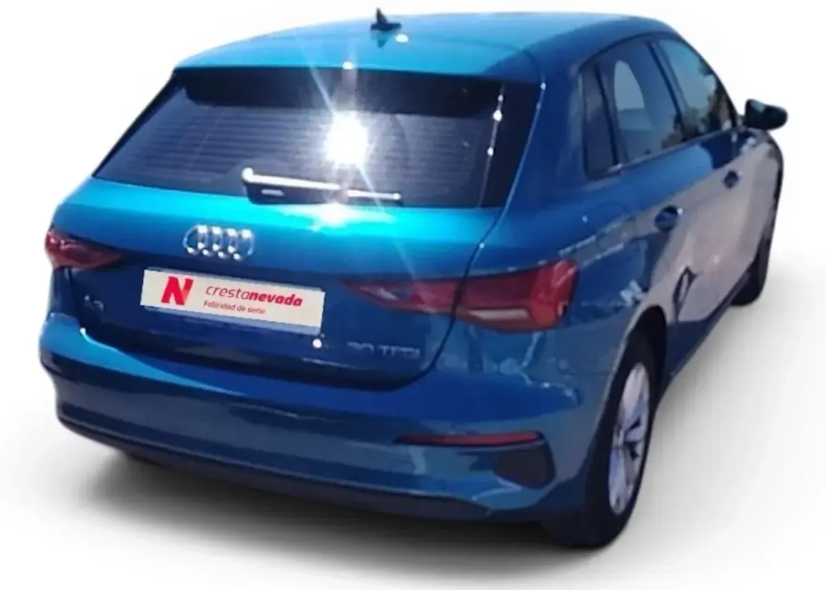 Usado Audi A3 Sportback Premium 110 CV (80 kW) 2022 Azul Utilitario