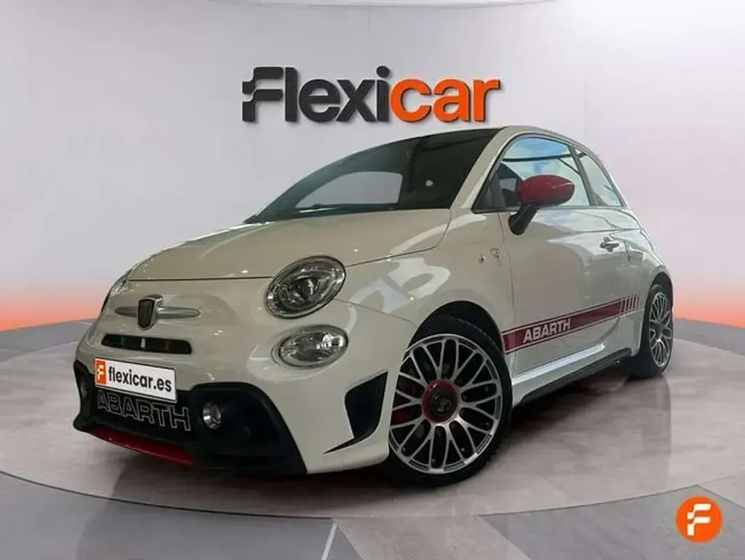 Usado Abarth 595 Turismo 159 CV (116 kW) 2020 Blanco Utilitario
