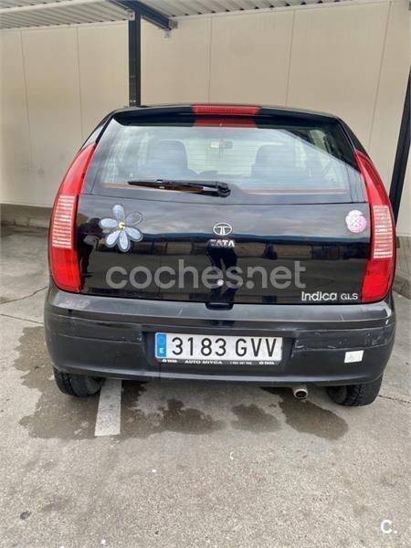 Usado Tata Indica 85 CV (62 kW) 2010 Negro Utilitario