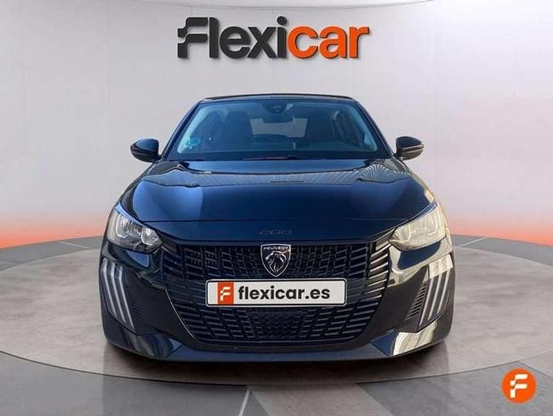 Usado Peugeot 208 Active 102 CV (75 kW) 2024 Negro Utilitario