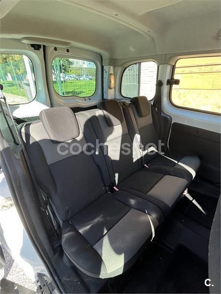 Usado Renault Kangoo 75 CV (55 kW) 2016 Blanco Familiar