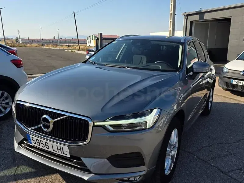 Usado Volvo XC60 Business Edition 190 CV (139 kW) 2020 Gris / plata SUV