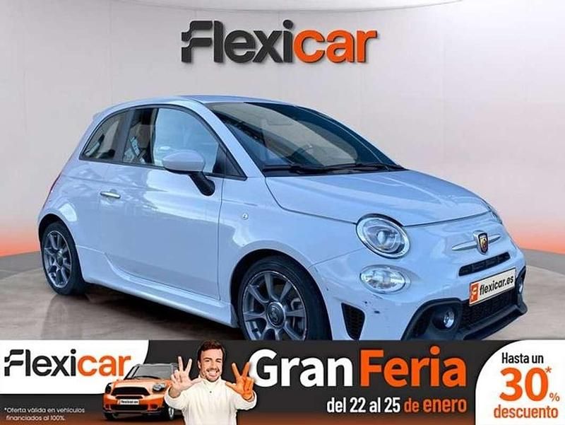 Gris Usado 2022 Abarth 595 Berlina | 16.790 € (Buen precio) - Imagen 1/4