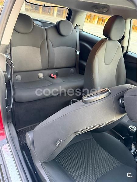 Usado Mini Cooper 120 CV (88 kW) 2009 Rojo Utilitario
