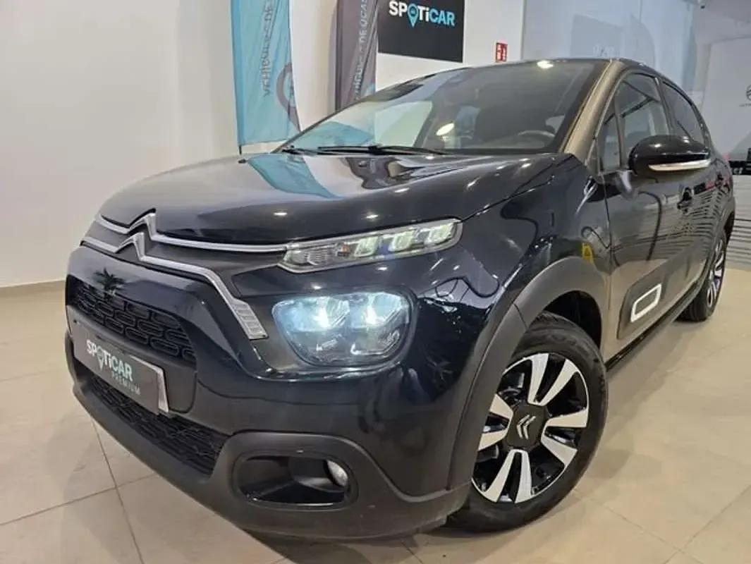 Usado Citroën C3 PureTech 82 CV (60 kW) 2024 Negro Utilitario