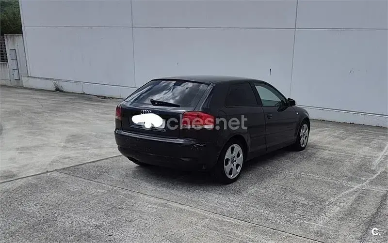 Usado Audi A3 Ambition 140 HP (102 kW) 2004 Castanho Citadino