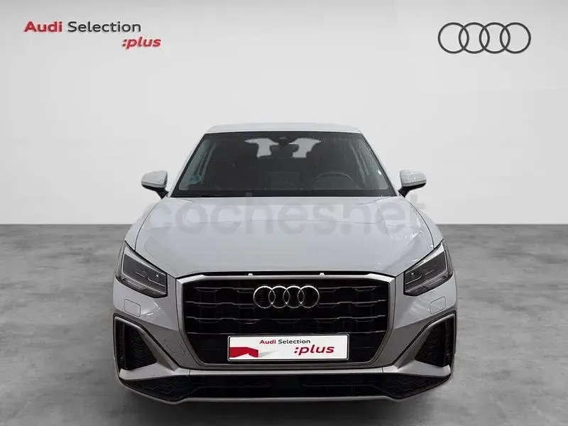 Usado Audi Q2 S-Line 116 CV (85 kW) 2025 Blanco SUV
