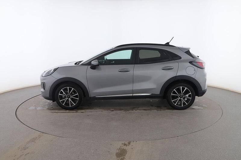 Usado Ford Puma Titanium 125 CV (91 kW) 2022 Gris SUV
