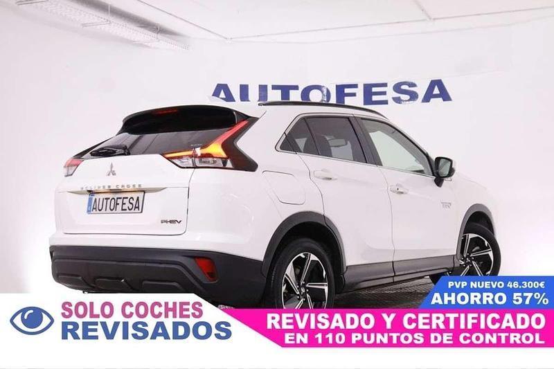 Usado Mitsubishi Eclipse Cross Motion 97 CV (71 kW) 2022 Blanco SUV