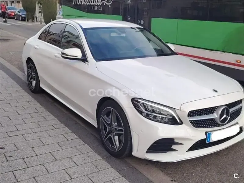 Usado Mercedes C200 170 CV (125 kW) 2019 Blanco Berlina