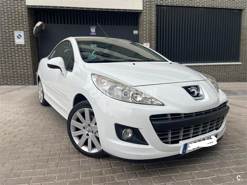 Blanco Usado 2013 Peugeot 207 CC Descapotable | 6300 € (Buen precio) - Imagen 1/1