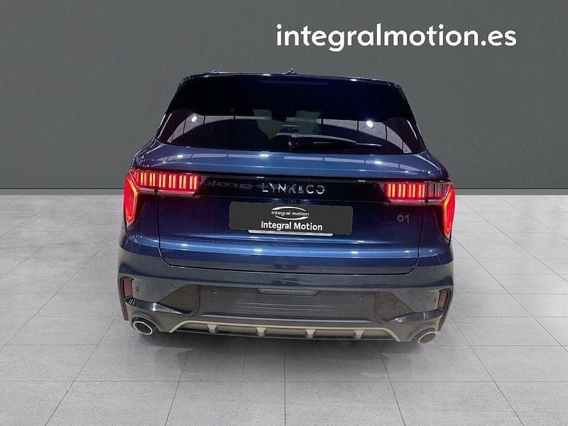 Usado Lynk & Co 01 261 CV (191 kW) 2022 Azul SUV