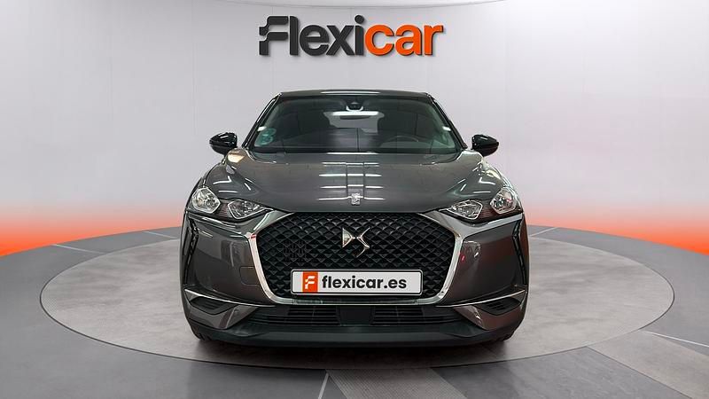 Usado DS Automobiles DS3 Crossback So Chic 110 CV (80 kW) 2021 Gris SUV