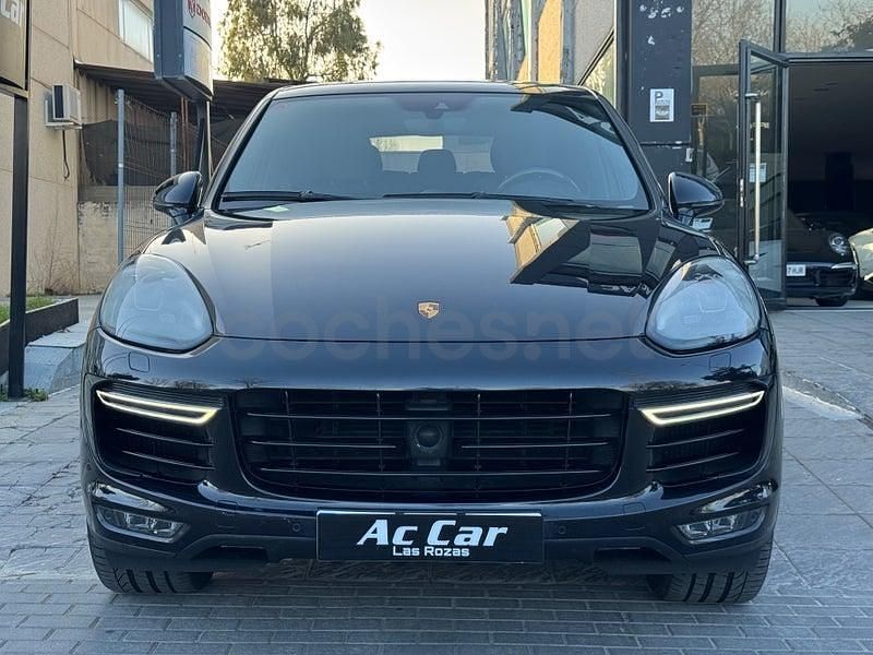 Usado Porsche Cayenne Turbo S 570 CV (419 kW) 2016 Negro SUV