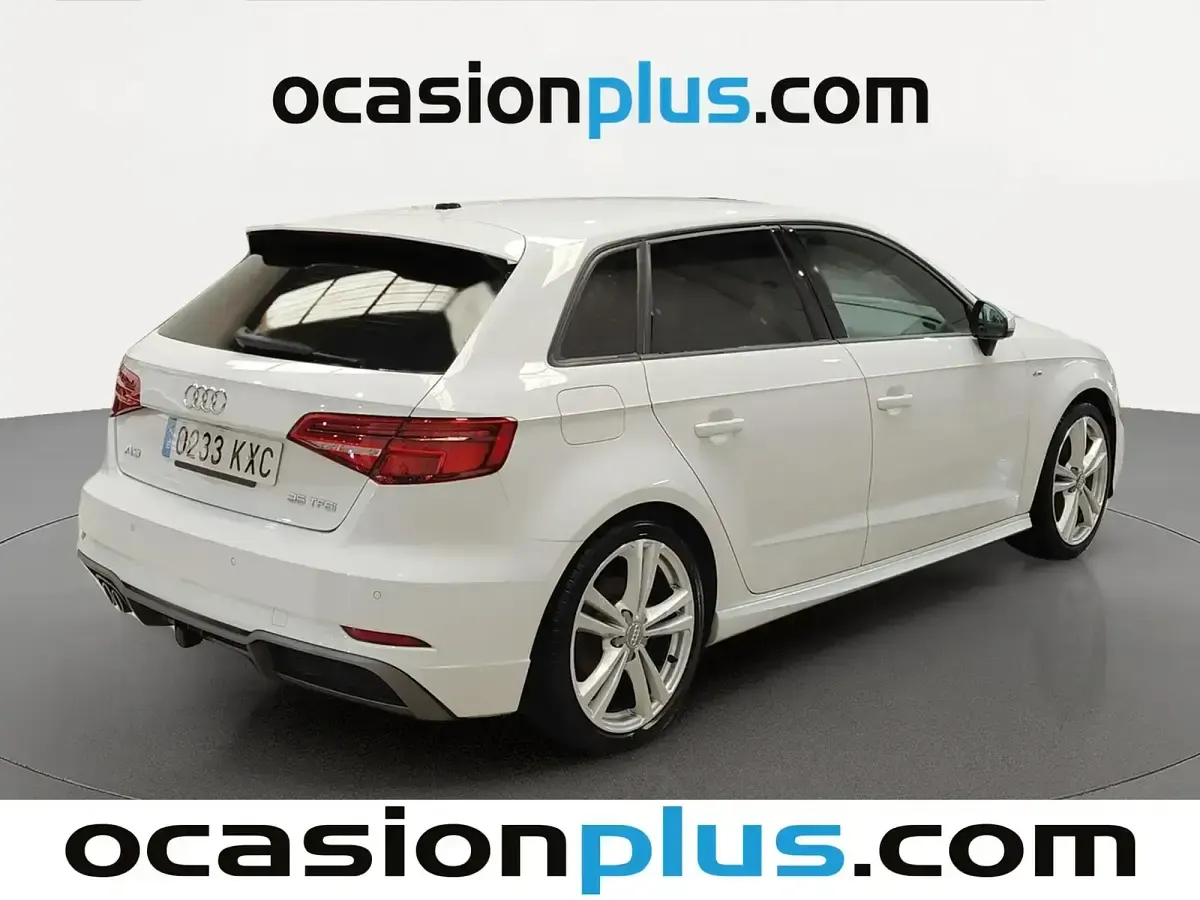 Usado Audi A3 S-Line 150 CV (110 kW) 2019 Blanco Berlina