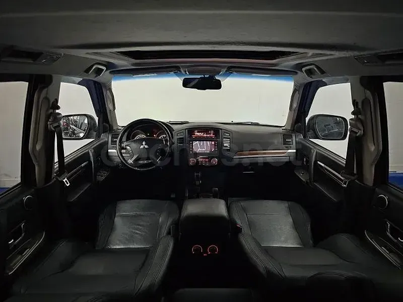 Usado Mitsubishi Montero Motion 200 CV (147 kW) 2012 Negro SUV