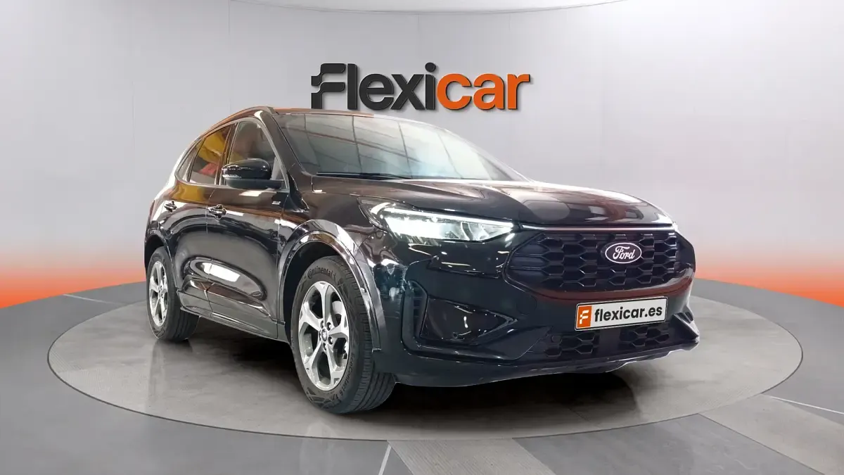 Usado Ford Kuga ST-Line 150 CV (110 kW) 2025 SUV
