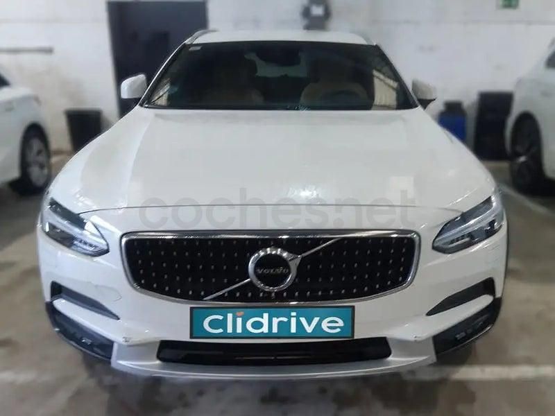 Usado Volvo V90 CC 235 CV (172 kW) 2020 Blanco Familiar