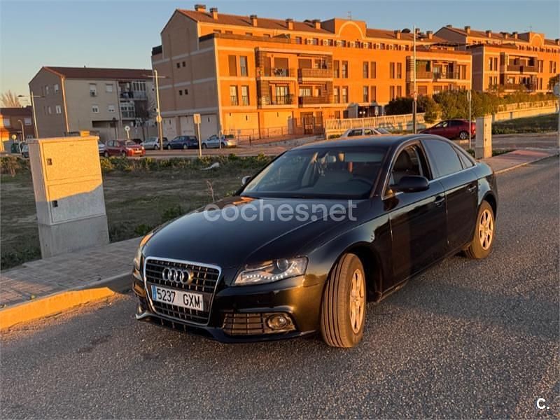 Usado Audi A4 170 CV (125 kW) 2010 Negro Berlina